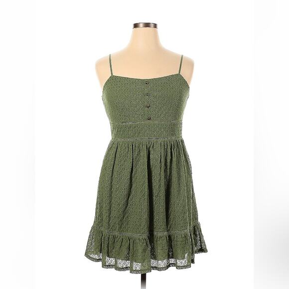 City Studio flirty gold button and green lace a line ruffle dress, size 14 - Picture 1 of 10